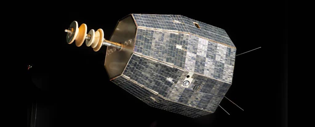🛰️ Satélite “Zumbi” da NASA Emite Pulsos de Rádio Poderosos Após 60 Anos de Silêncio