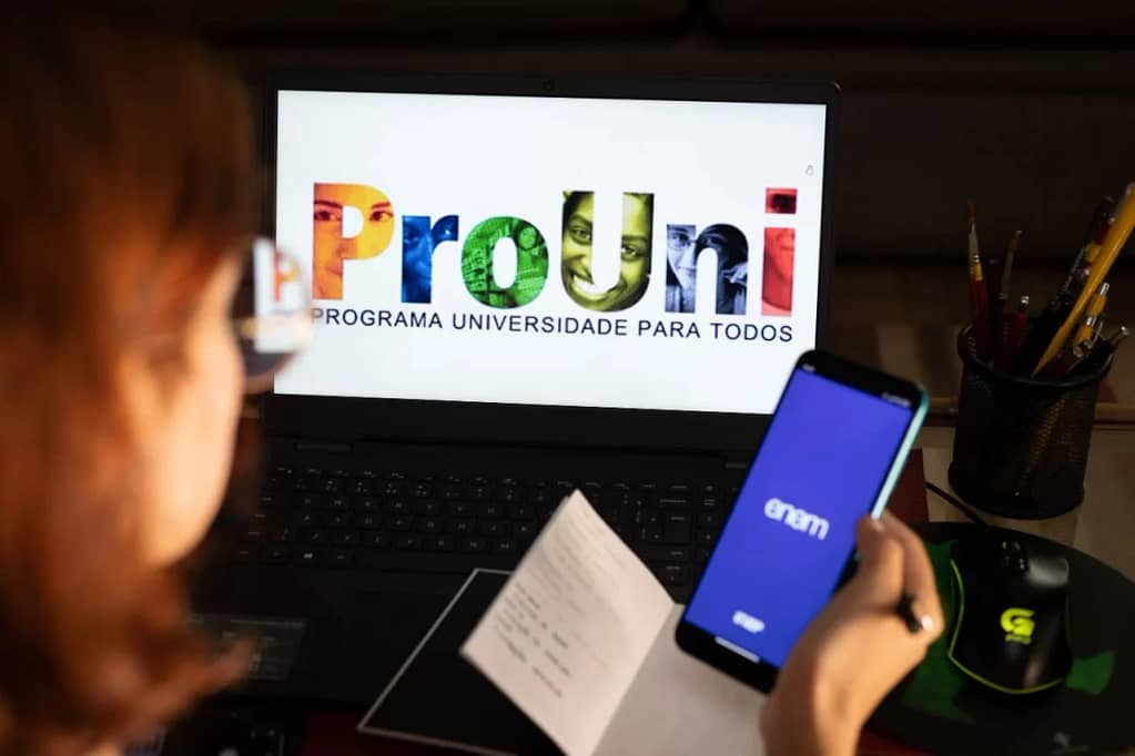 Prouni, uma porta para a educação superior no Brasil