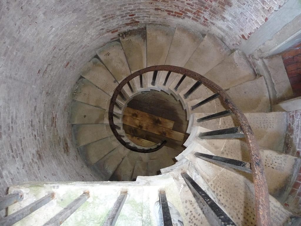As escadas dos castelos medievais: fato ou ficção?